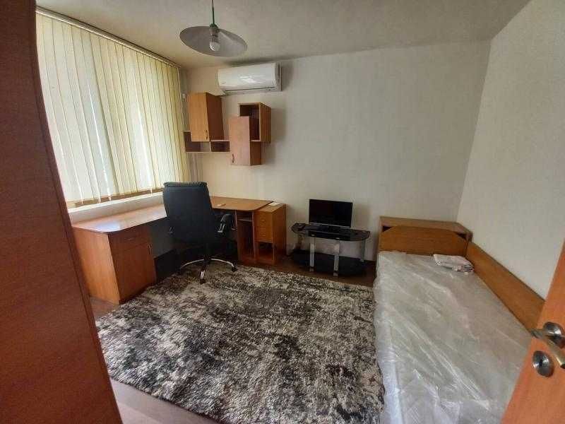 Дава се под наем Тристаен апартамент в Бургас, Братя Миладинови - 66 кв.м за 433.5 € - Снимка #3