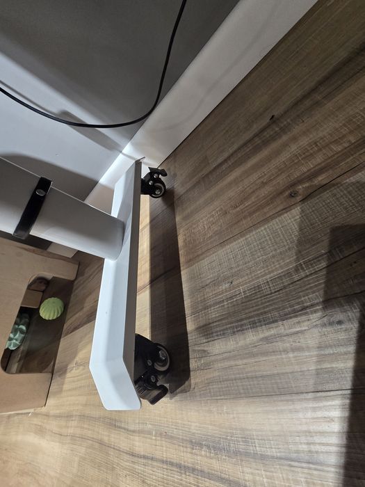 Рабочий стол 50 на 180 в идеале