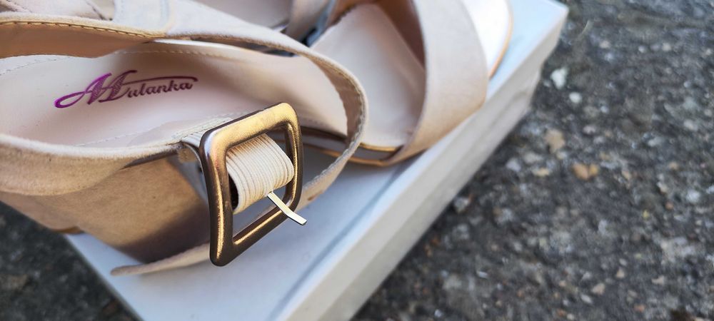 Дамски елег. сандали – пудра + розово злато|Еко велур|Нисък широк ток