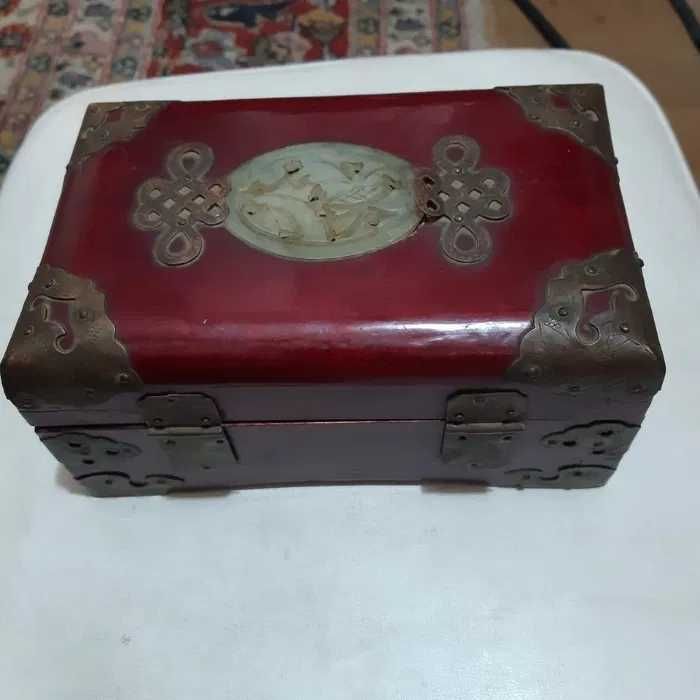 Lot vintage de 4 cutii pentru bijuterii