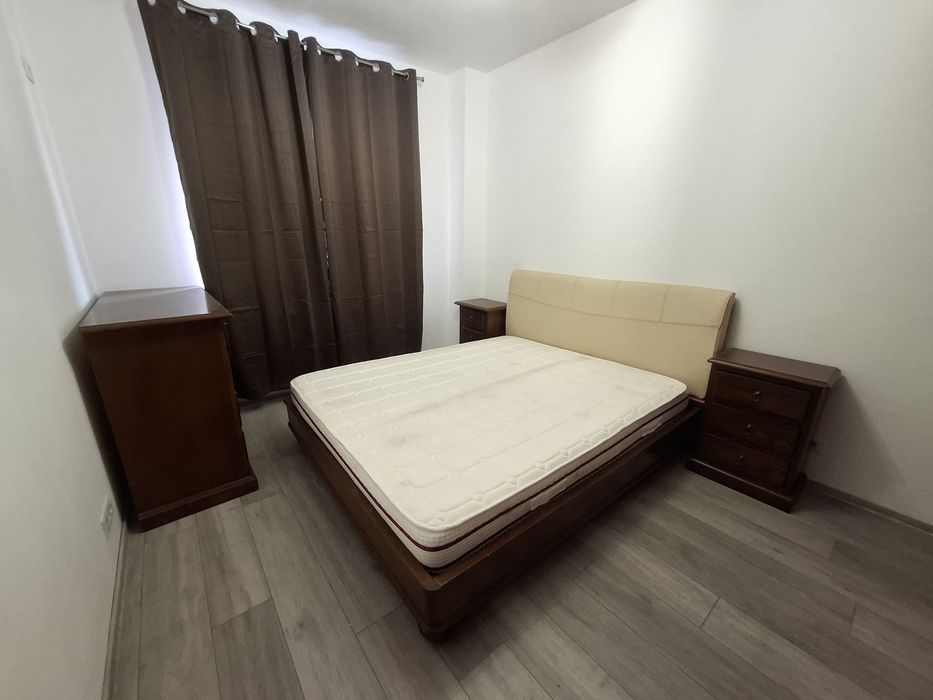 Inchiriez apartament 2 camere zona Cartierului Latin