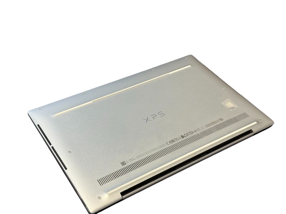 13.4’UHD+ Touch/Dell XPS 9310/16GB LPDDR4X/i7-1195G7/512GB SSD Nvme