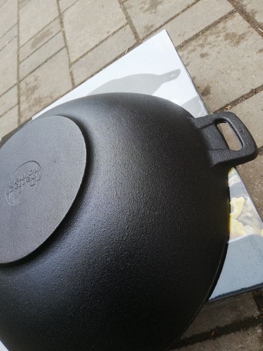 WOK fontă 37 cm  OFERTĂ  139 lei