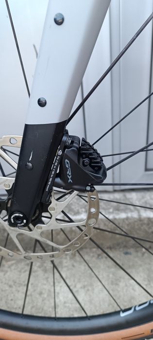 Карбонов електрически гравел Rose