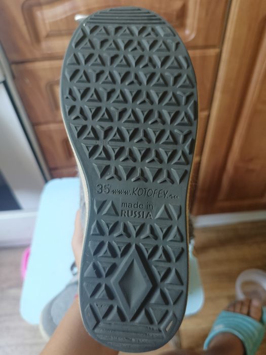 Ботинки для девочки