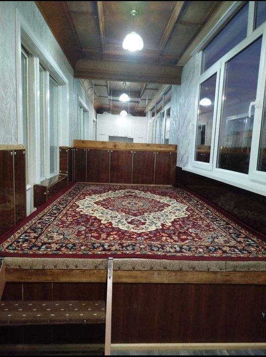 Квартира сотилади Олмазор тумани Алока ор.р Мехмон ресторани