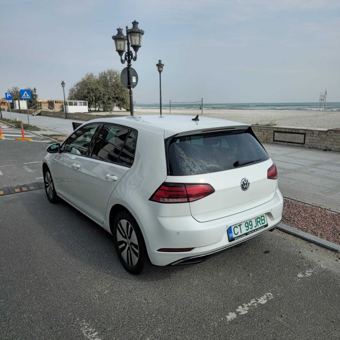 VOLKSWAGEN e-Golf 2019 — imagine 2