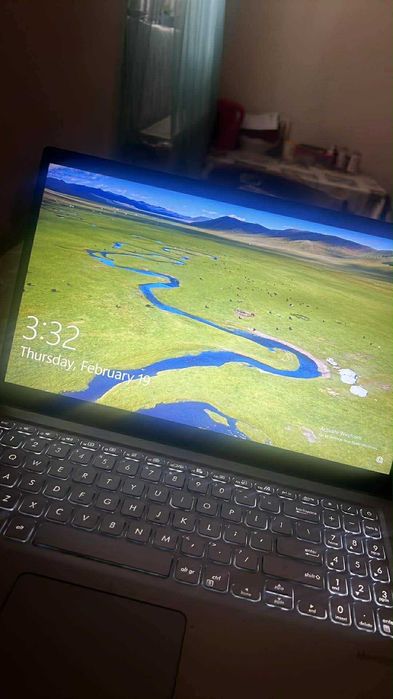 vand Asus intel r celeron r n4500 cpu 1.10 ghz 1.11 ghz  16 gb ram