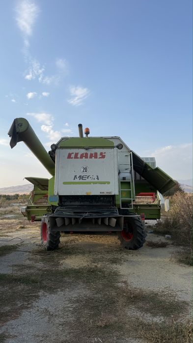 Комбайн Claas Mega 350