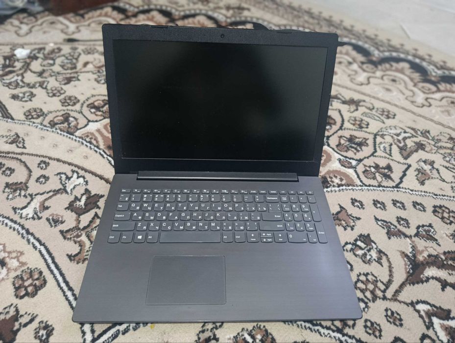XOLATI tiniq LENOVO  sotiladi