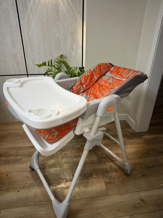 Продам стул для кормлений от 3 мес