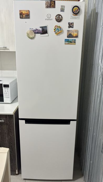 холодильник INDESIT