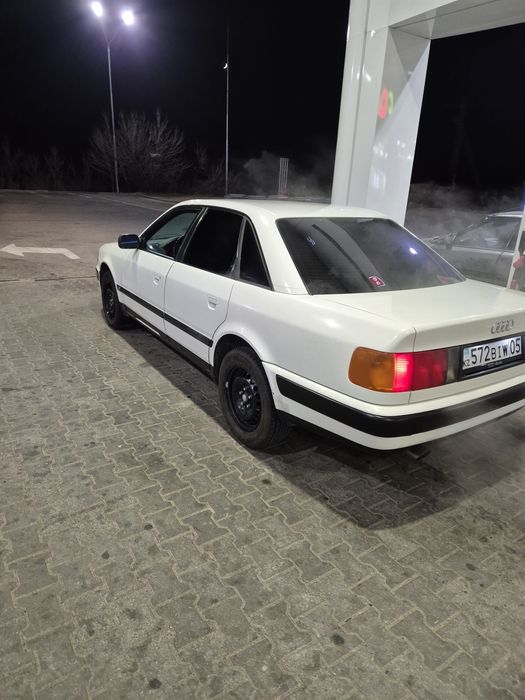 Продаётся ауди с4