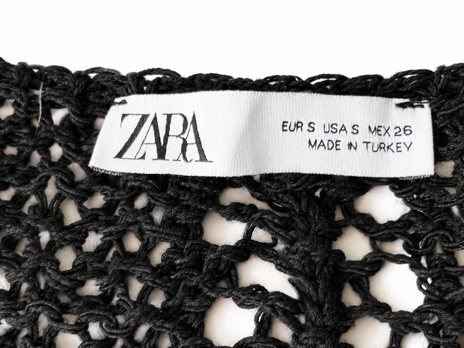 Джемпер женский Zara ажурной вязки черный