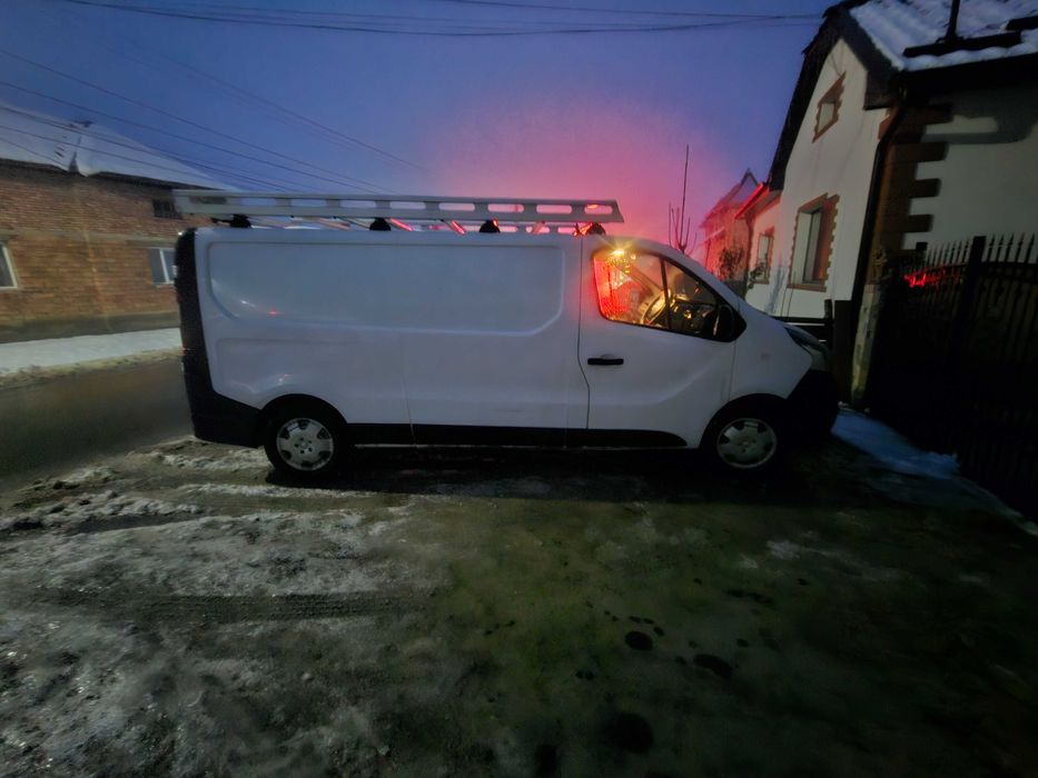 Nissan nv300 2018 1.6 diesel volan dreapta dar poate fi inscris