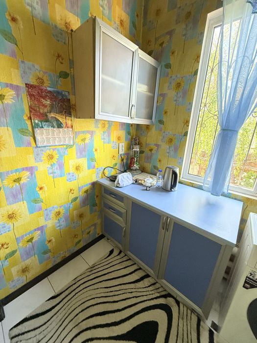 Продам кухонный комплект в отличном состоянии.
