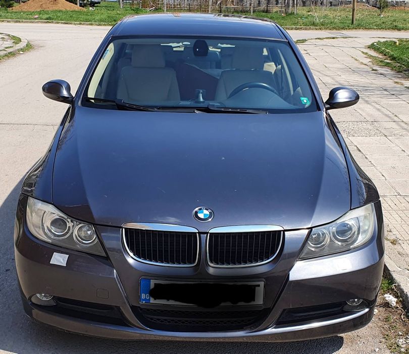 Продавам BMW 320d