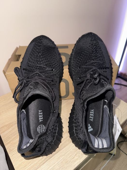 Yeezy Boost 350 V2 Onyx
