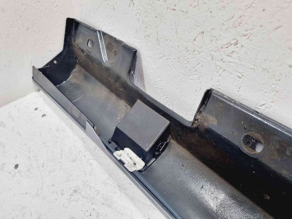 Prag lateral stanga Mercedes Clasa E (W212) AMG [Fabr 2009-2016] 197 N