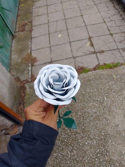 Метална роза ръчно направена ПРОМО