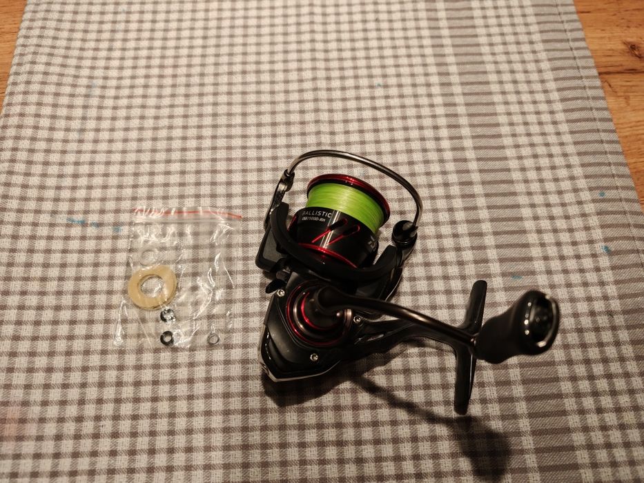 Daiwa Ballistic LT 2500 D-HX