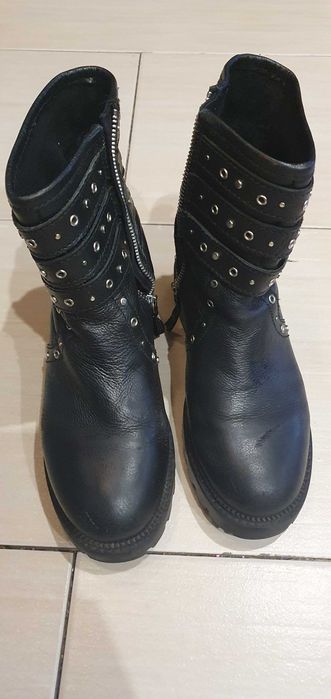 Детски ботуши Zara ,размер 35