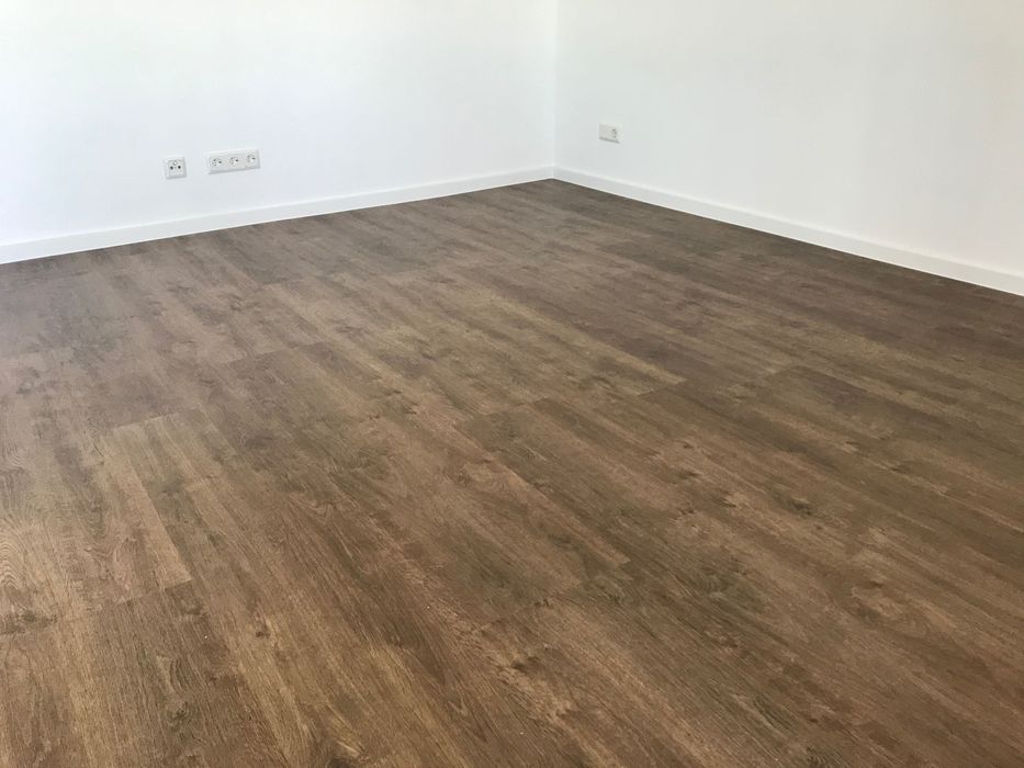 Монтаж на Подови Настилки// Немски Стандарт