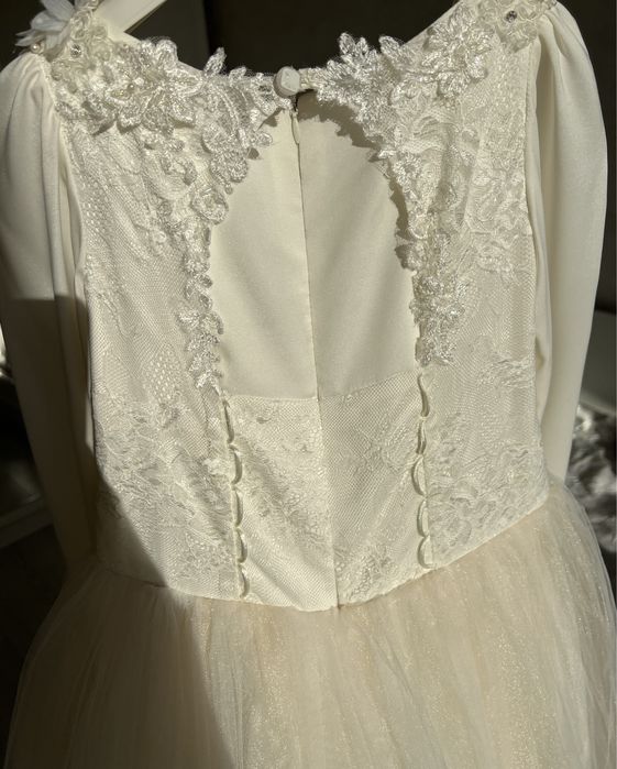 Десткое нарядное платье