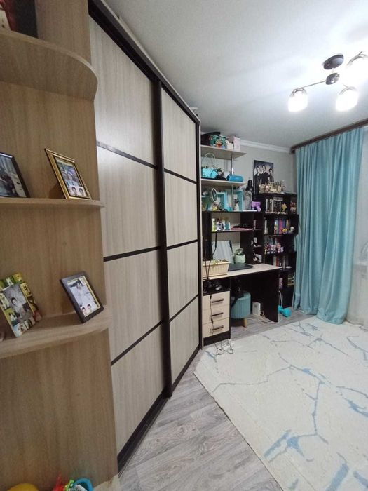 Продам 3комн кв 8мкр