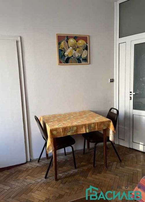 Продава се Двустаен апартамент в София, Център - 60 кв.м за 1105 €/кв.м - Снимка #1