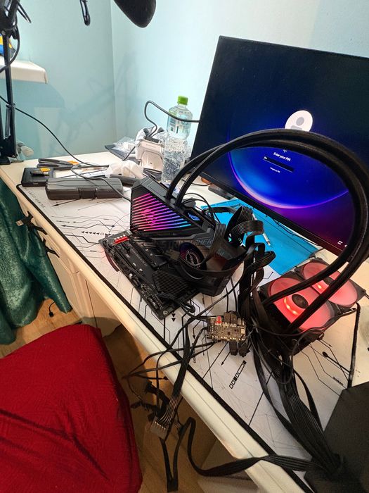 Vand/schimb radeon 6900xt rog lc