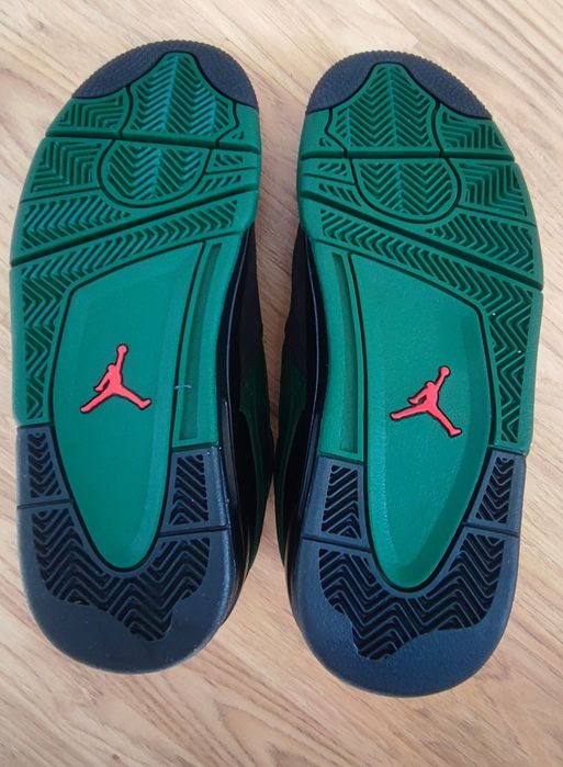 Nike Air Jordan 4 RM