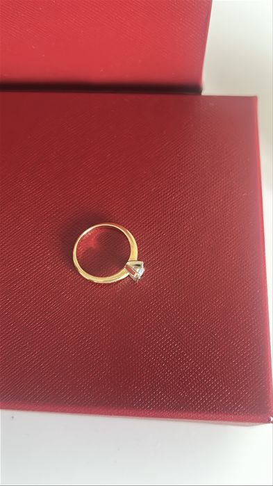 Кольцо с бриллиантом 750 пробы