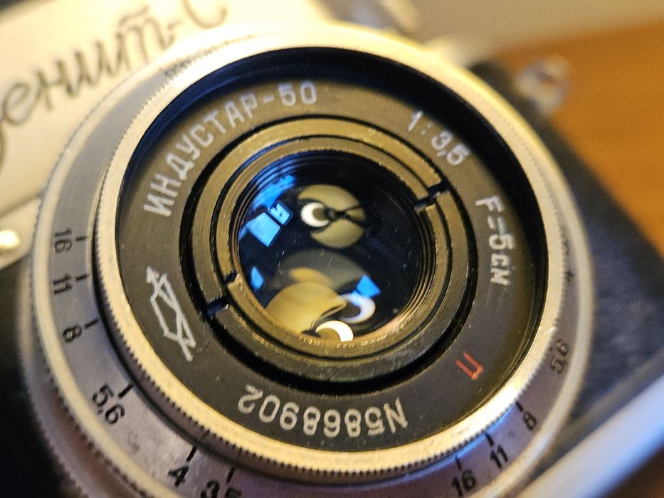 Aparat foto pe film Zenit-C cu Industar 50