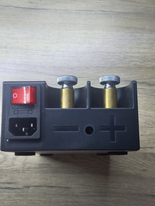 Мощно импулсивно захранване 24V 1500W 62.5amh