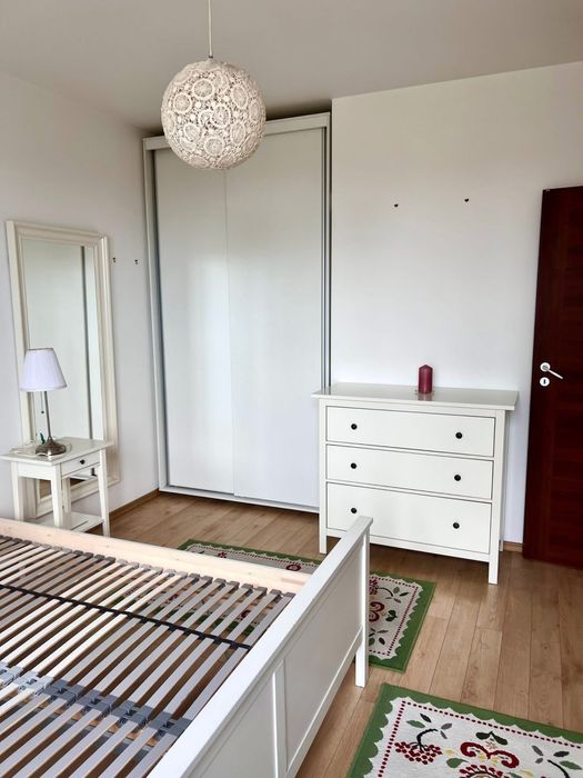 Proprietar inchiriez apartament cu 2 camere