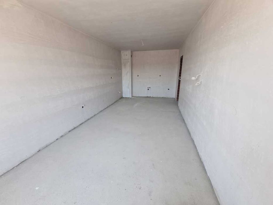 Продава се Тристаен апартамент в Благоевград, Еленово 2 - 120 кв.м за 843 €/кв.м - Снимка #2