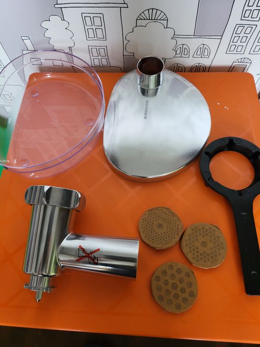 Кухненски робот Kenwood KVL 4170 S Chef XL Месомелачка Блендер 1200W