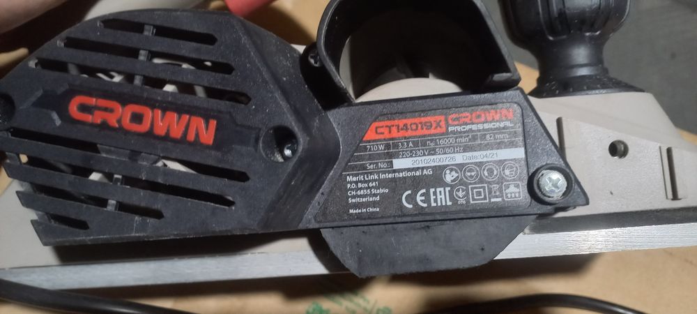 Электрорубанок Crown