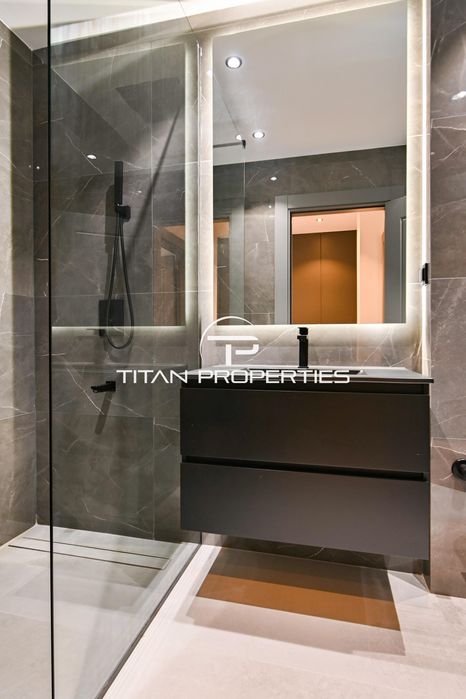 Дава се под наем Двустаен апартамент в София, Кръстова вада - 85 кв.м за 977.16 € - Снимка #10