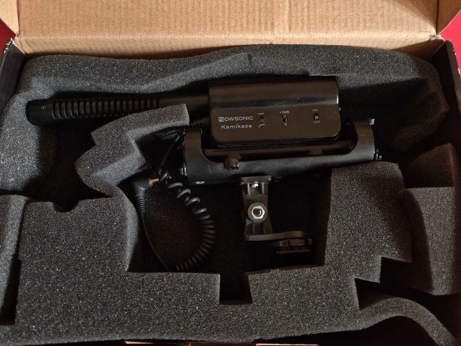 Vând microfon extern pentru dslr aparat foto sau cameră video