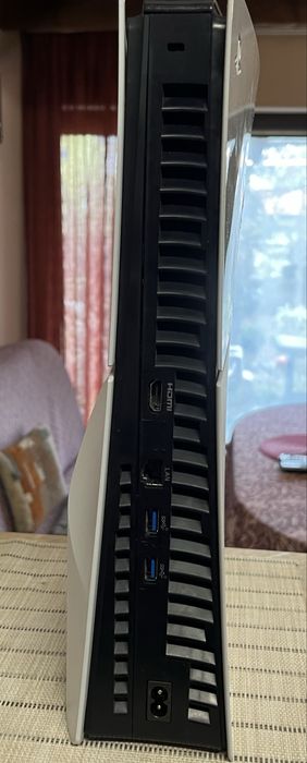 Продавам playstation 5 slim