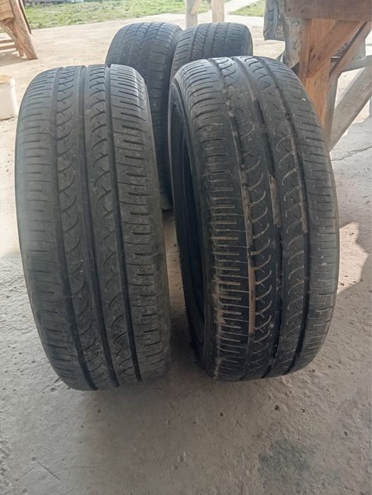 Продам летние шины  (4 шт.)