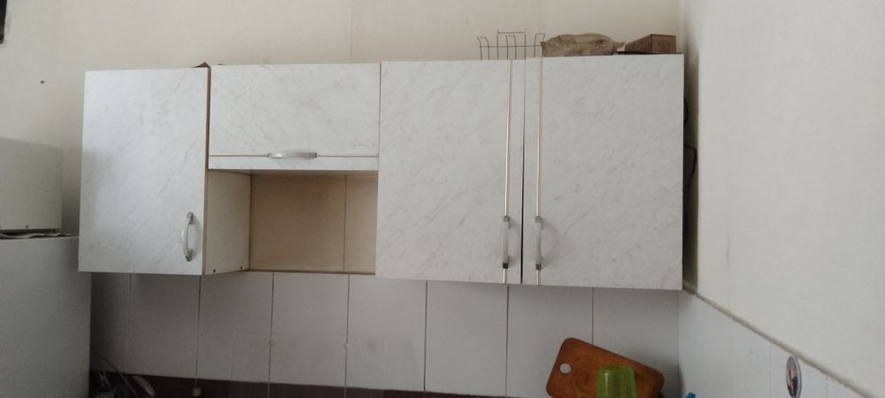 Продам кухонный гарнитур ,самовывоз на восточном