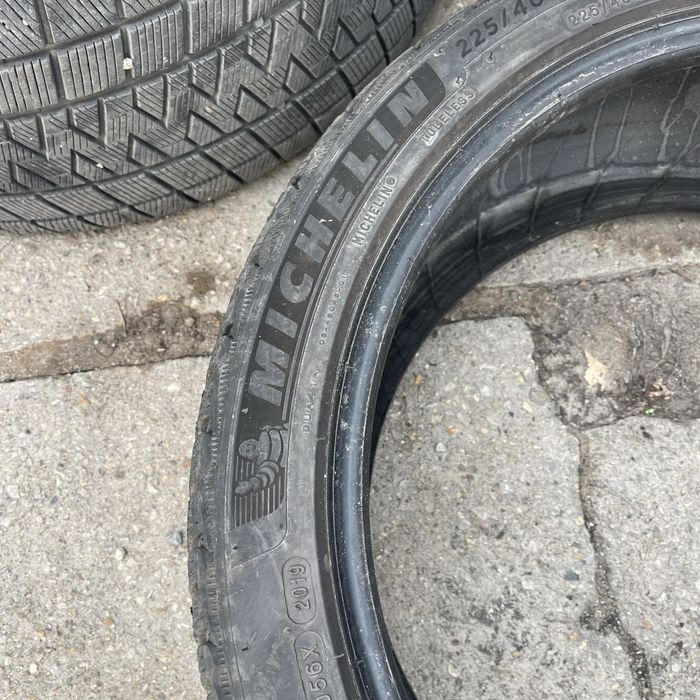 225 40 18 MICHELIN AlPIN 5 зимни
