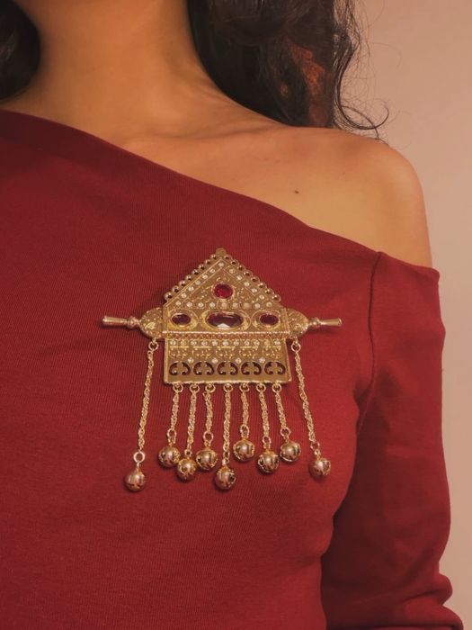 Брошь в казахском стиле