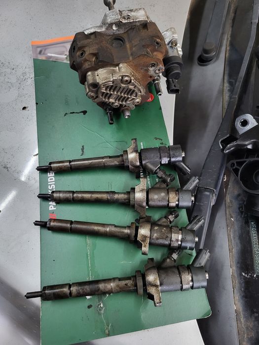 Vand injectoare ,pampa de inalte ford 1.6 tdci