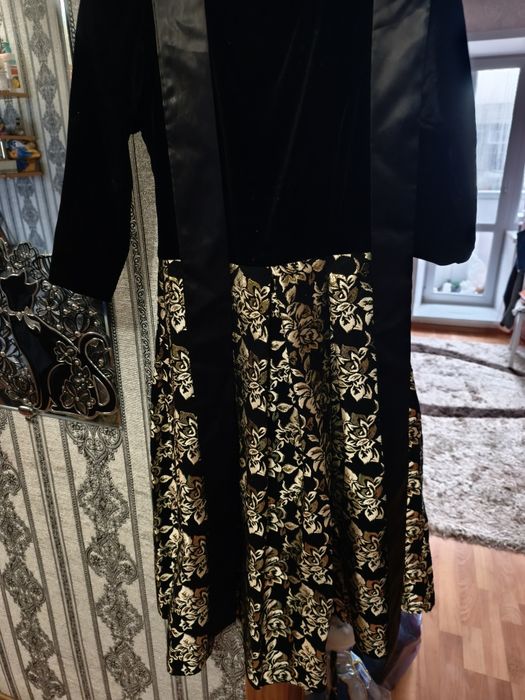 Платье на девочку 10-12 -13 лет