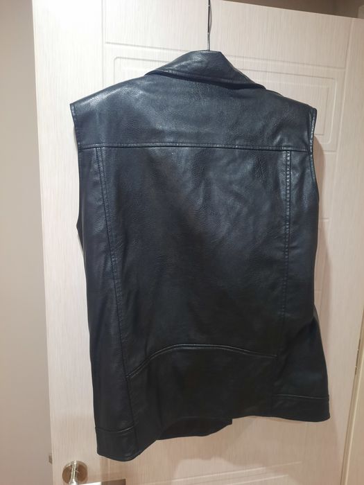 Кожен елек на Zara Xs