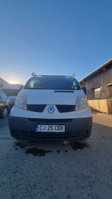 RENAULT TRAFIC 2.0 dCi – 9 Locuri | 2012 | BINE ÎNTREȚINUT